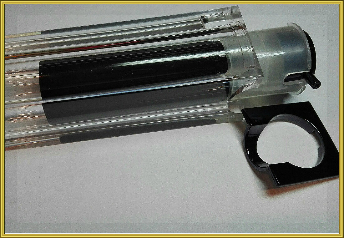 Вакуумный диспенсер черный