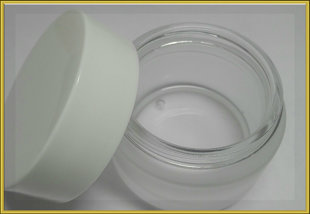 Баночка с широкой крышкой