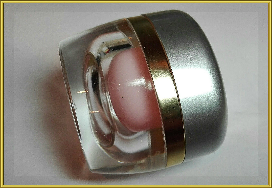 Баночка розовая внутри